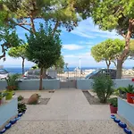 Апартаменти Monte Smith Hill *