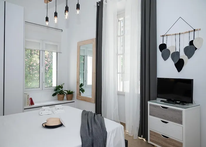 Monte Smith Hill Apartament