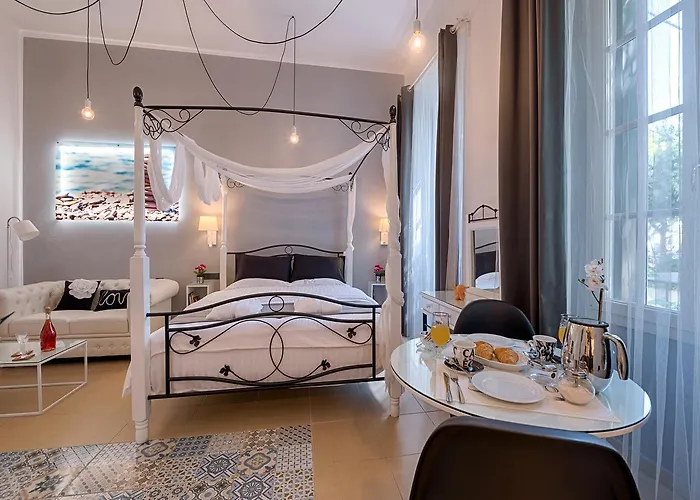 Monte Smith Hill アパート